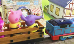 小火车玩具视频,童趣盎然，亲子互动新体验